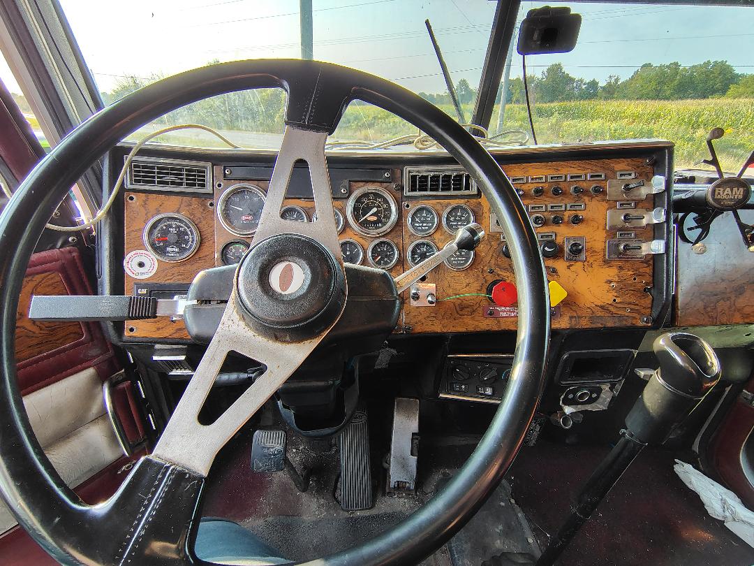 2000 PETERBILT 379 - Image 18